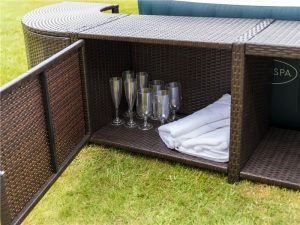 espace de rangement pour spa-gonflable carré